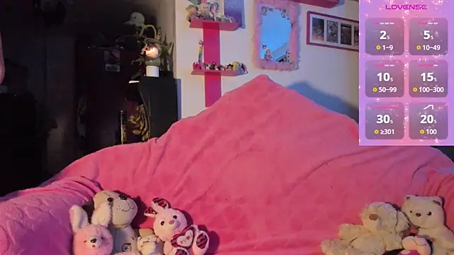 Snapshot of Rebecahart chatting on 03-01-26, 05:53 Rebecahart online show from 03-01-26, 05:53