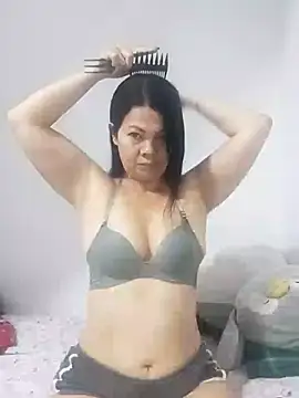 Snapshot of AfroditaX23 chatting on 06-18-26, 11:58 AfroditaX23 online show from 06-18-26, 11:58