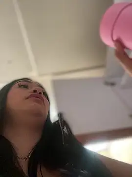 Georgia Pink online show from 02-05-26, 07:40