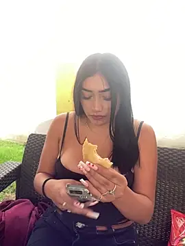 Georgia Pink online show from 02-06-26, 08:01