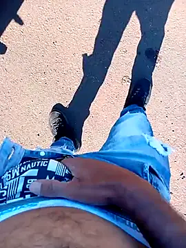 Snapshot of negrim10 chatting on 03-27-26, 12:38 negrim10 online show from 03-27-26, 12:38