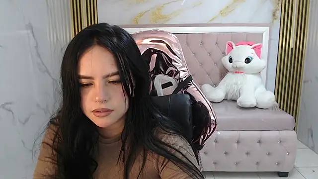 Snapshot of sarita_09_s chatting on 02-17-26, 08:04 sarita 09 s online show from 02-17-26, 08:04