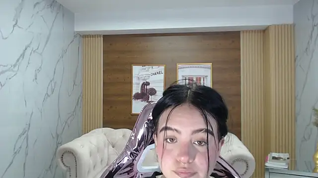 Snapshot of sarita_09_s chatting on 02-27-26, 08:09 sarita 09 s online show from 02-27-26, 08:09