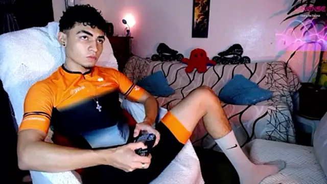 tiancam online show from 05-07-26, 12:05