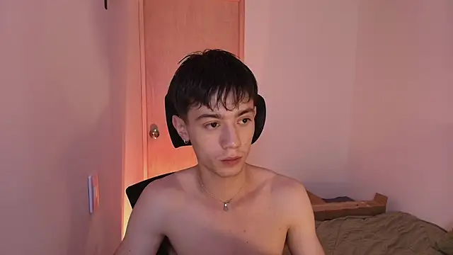 Snapshot of slowburnmystic chatting on 07-26-26, 03:36 slowburnmystic online show from 07-26-26, 03:36