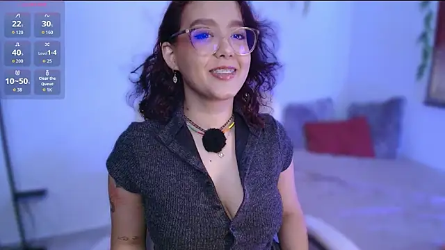 kittysophie  online show from 06-19-26, 08:01