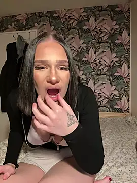 leannabbyy online show from 02-07-26, 10:35