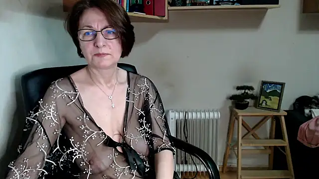 katemodel online show from 06-17-26, 06:05