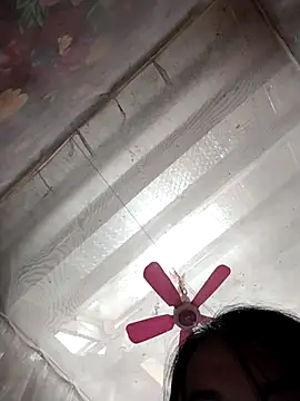 Reina Fcup01 online show from 03-19-26, 12:25