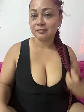 Red milf love online show from 02-15-26, 03:03