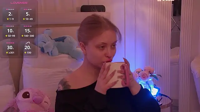 MollyHilton online show from 02-03-26, 03:04