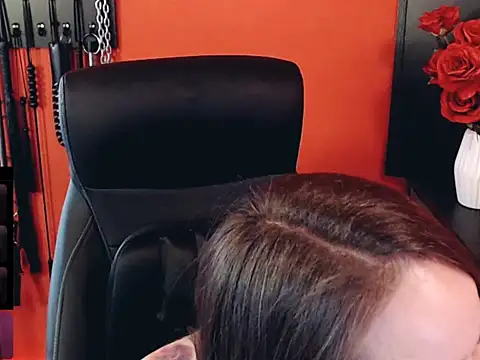  MissJaneWarren  online show from 05-06-26, 04:12