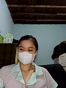 Daisy-lusia2026 online show from 05-05-26, 02:58