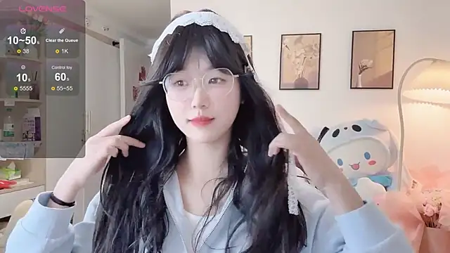 Luminous4173 online show from 04-18-26, 08:51