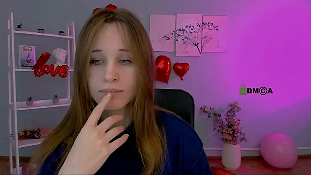 eira mouse online show from 02-14-26, 09:28