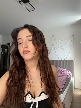 Anna Elfii online show from 05-07-26, 05:57