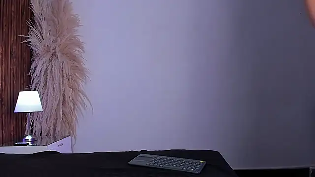 Snapshot of _Cherry_fox chatting on 06-24-26, 12:48 Cherry fox online show from 06-24-26, 12:48