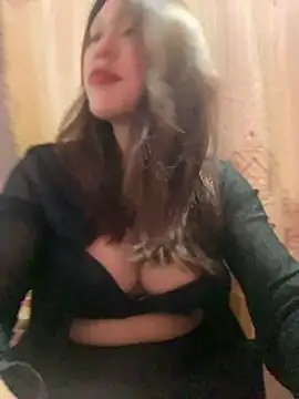 Emxinhka1 online show from 06-09-26, 04:18