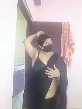 Snapshot of Aliya_Hott chatting on 05-17-26, 05:49 Aliya Hott online show from 05-17-26, 05:49