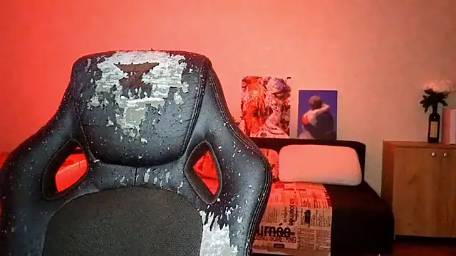 Kira Chain online show from 02-04-26, 01:55