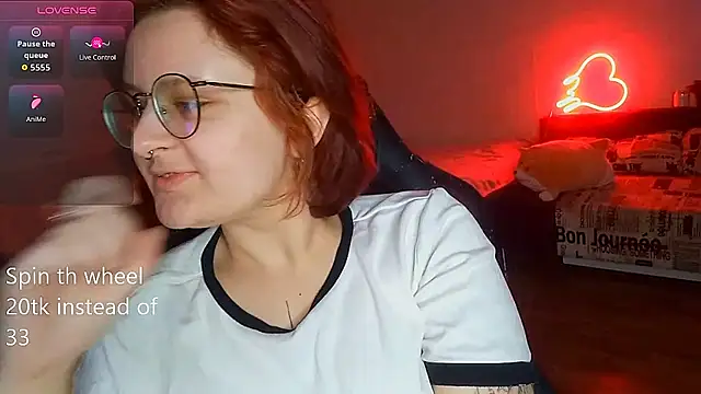 Kira Chain online show from 02-09-26, 01:09