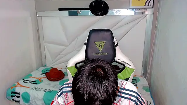 Liarr  online show from 03-12-26, 08:04