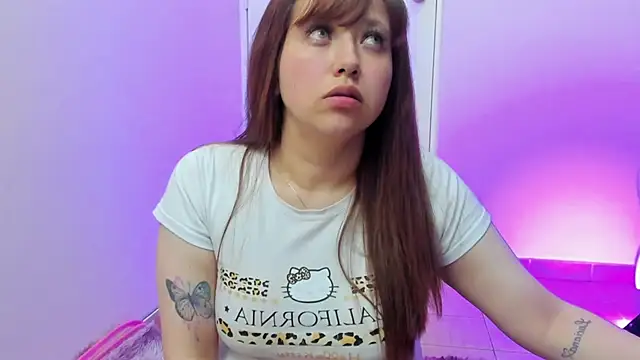 Snapshot of Orianaa_madisoon chatting on 03-31-26, 02:35 Orianaa madisoon online show from 03-31-26, 02:35