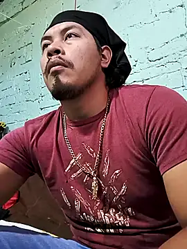 Luisitogmz97 online show from 02-07-26, 09:18