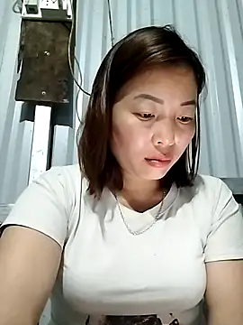 Ella-aa online show from 03-25-26, 06:36