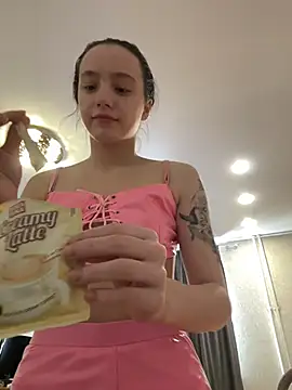 MiaTee online show from 02-23-26, 05:05