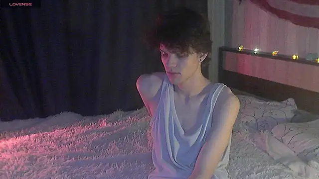 Lucius Morris online show from 02-05-26, 02:43