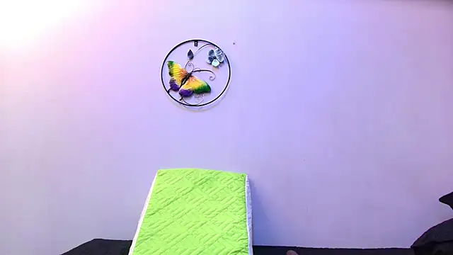 Snapshot of melany_roberts_ chatting on 03-10-26, 03:11 melany roberts online show from 03-10-26, 03:11