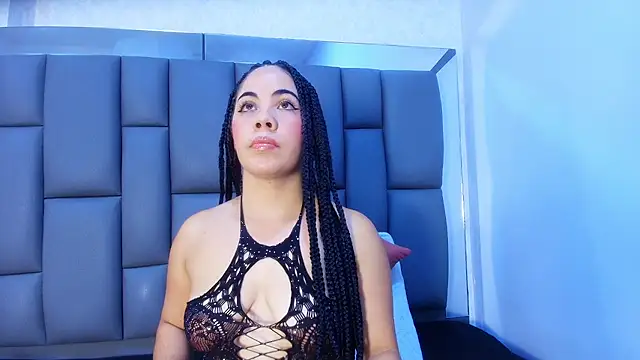 melany roberts  online show from 05-26-26, 03:02