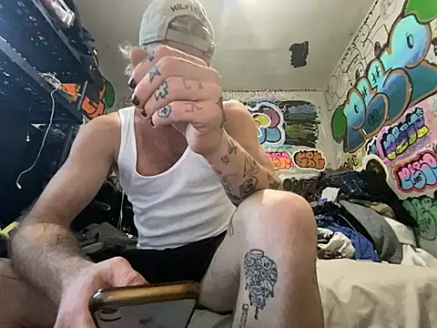 gothboiplzty online show from 08-05-26, 04:21