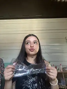 vainillasuave online show from 03-19-26, 02:43