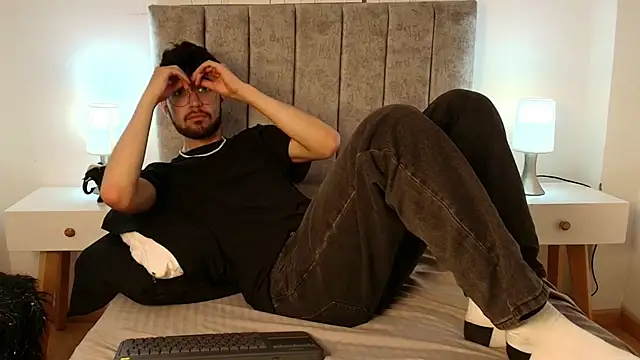 James Potter  online show from 02-03-26, 06:35