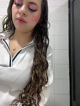 Annie bonnie  online show from 03-24-26, 11:37