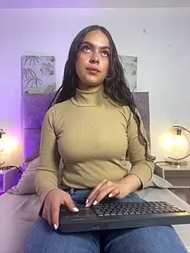 Annie bonnie  online show from 06-15-26, 11:34