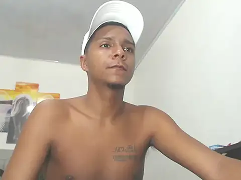 hotboyluxe online show from 02-12-26, 06:25