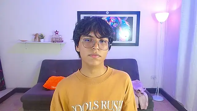 Maecum18 online show from 02-23-26, 09:23