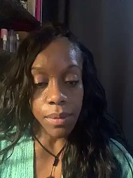 Snapshot of NatalieGainer_goodies chatting on 05-03-26, 12:22 NatalieGainer goodies online show from 05-03-26, 12:22