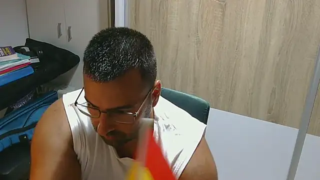Snapshot of VanillaTime78-Jorge chatting on 07-16-26, 09:54 VanillaTime78-Jorge online show from 07-16-26, 09:54