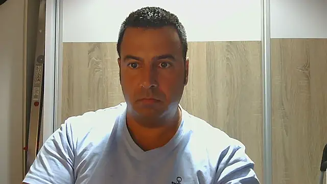 Snapshot of VanillaTime78-Jorge chatting on 07-31-26, 05:07 VanillaTime78-Jorge online show from 07-31-26, 05:07