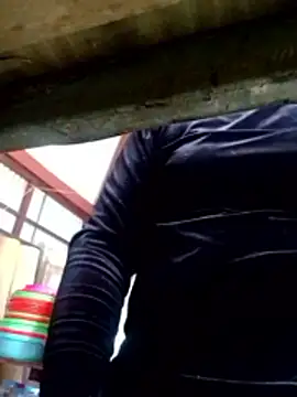 YIYI-502 online show from 02-05-26, 08:19