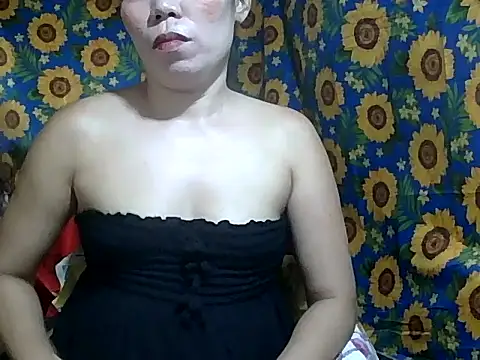 Sexy HotPussy4u online show from 05-08-26, 01:00