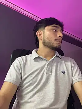 DylanC  online show from 02-06-26, 05:12