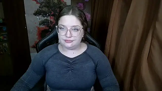 Snapshot of Teasing_Dora chatting on 04-17-26, 08:12 Teasing Dora online show from 04-17-26, 08:12
