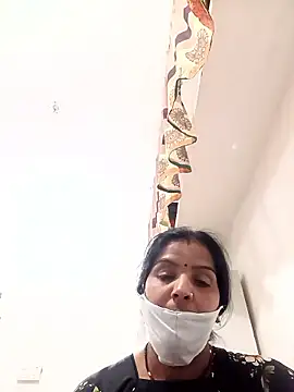 Snapshot of punamji_sexe chatting on 02-14-26, 03:53 punamji sexe online show from 02-14-26, 03:53