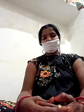 Snapshot of punamji_sexe chatting on 02-16-26, 02:35 punamji sexe online show from 02-16-26, 02:35