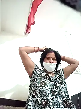 Snapshot of punamji_sexe chatting on 03-01-26, 01:18 punamji sexe online show from 03-01-26, 01:18